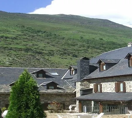 Casa Estampa 3*